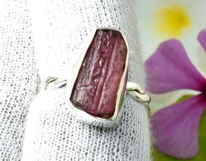 Attractive Natural 925 Sterling Silver Natural Pink Tourmaline Gemstone Untreated Rough Shape Beautiful Handmade <b>Finger</b> <b>Ring</b> - Product Image 3