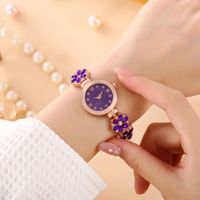 Jam Tangan Wanita Modis Jam Tangan Bunga Bulat Jam Tangan Kuarsa Tali Logam Indah Jam Gelang Kasual Sederhana Hadiah