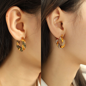 ต่างหูแบบห่วง 18K ทองชุบโลหะผสมสังกะสีไมโครอินเสิร์ทรูนด์รูปตัวยูเครื่องประดับสำหรับงานปาร์ตี้ EH386 - Product Image 4