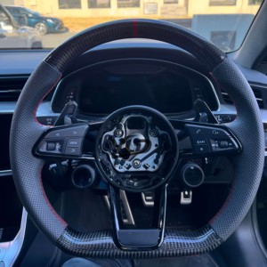 โมเดลพื้นฐานคาร์บอนไฟเบอร์สีดำสำหรับรถ <span class=keywords><strong>Audi</strong></span> <span class=keywords><strong>Q</strong></span> C8 A1 A3 A4 A5 R8 A6 A7 A8 B6 B7 B8 B9 TT พวงมาลัยรถยนต์ - Product Image 4