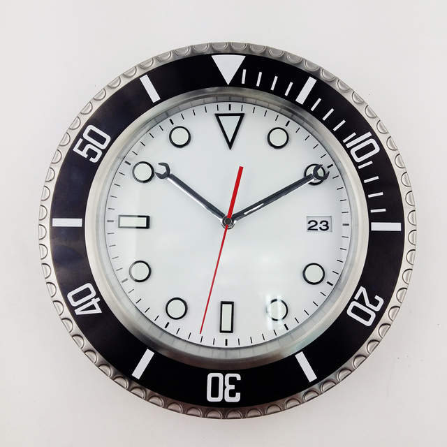 Luxury Metal Contemporary Quartz Analog Round Wall Clock with Needle Display for Living Room Home Decor Promotional Gift