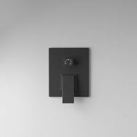 Système de douche encastré carré noir mat, ensemble de robinetterie de douche dissimulée, ensemble de douche dissimulé en laiton pour projets et appartements