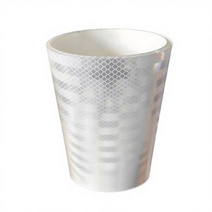 Autocollants prismatiques réfléchissants à haute intensité pour panneaux de signalisation Bopet, film auto-adhésif déchirable, résistant aux UV, styles variés - Product Image 1