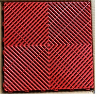 Dalles de sol de garage en PVC imperméables antidérapantes à emboîtement 400*400*18mm Tapis amovibles pour atelier Lavage de voiture Utilisation en intérieur