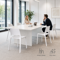Chaise de conférence blanche au design moderne pour salle de réunion
