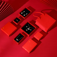 Boîte à bijoux en carton recyclable en papier kraft rouge, emballage cadeau pour boucles d'oreilles, collier, bijoux