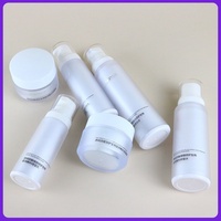 Stock de cosmétiques de luxe pour emballage d'essence Bouteilles de lotion en plastique givré PET dur à double paroi en 30ML 50ML 80ML 100ML 120ML