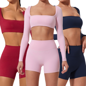 LUMIARA ARTISAN |   Conjunto de Yoga Personalizado con Logotipo para Mujer, Top Corto de Manga Larga y Pantalones Cortos |   Ropa Deportiva de Spandex Prismática Sin Costuras |   ODM Venta al por Mayor - Product Image 1