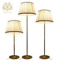 Lampadaire de style européen moderne avec abat-jour de style français, éclairage de couloir pour hôtels et décorations de scène de mariage, détachable