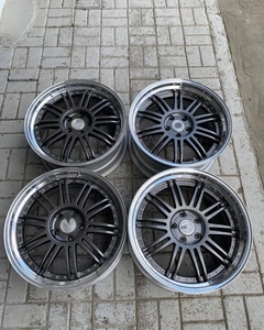 Rines de Aleación Personalizados Estilo VF1 de 2 Piezas en Negro Brillante con Labios Plateados 18x8.5 ET <span class=keywords><strong>43</strong></span> 18x9.5 Diseño de Orificios para Automóviles de Pasajeros Jdm - Product Image 4