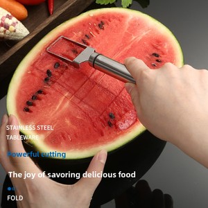 Coupe-pastèque et fourchette – Coupe-melon en acier inoxydable, outil de service pour fruits – Tranchez, soulevez et mangez la pastèque en une seule action – Ki - Product Image 5