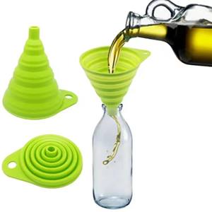 Mini entonnoirs pliables en silicone portables pour le transfert de carburant, de bière, d'huile, accessoires et outils de cuisine - Product Image 1