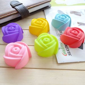 Molde de Silicona para Pastel con Forma de Rosa de 7 cm de Alta Calidad, Popular para Repostería y Pastelería del Día de San Valentín, Venta al por Mayor - Product Image 1