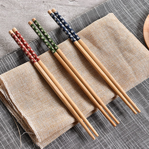 ตะเกียบไม้สไตล์ญี่ปุ่นลายดอกไม้ 3 คู่สำหรับใช้ในครัวบ้าน - Product Image 1