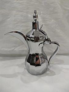 Théière en acier inoxydable doré <span class=keywords><strong>design</strong></span> arabe vintage Pot de Moka de style moderne avec couvercle à long bec pour le café du Moyen-Orient - Product Image 2