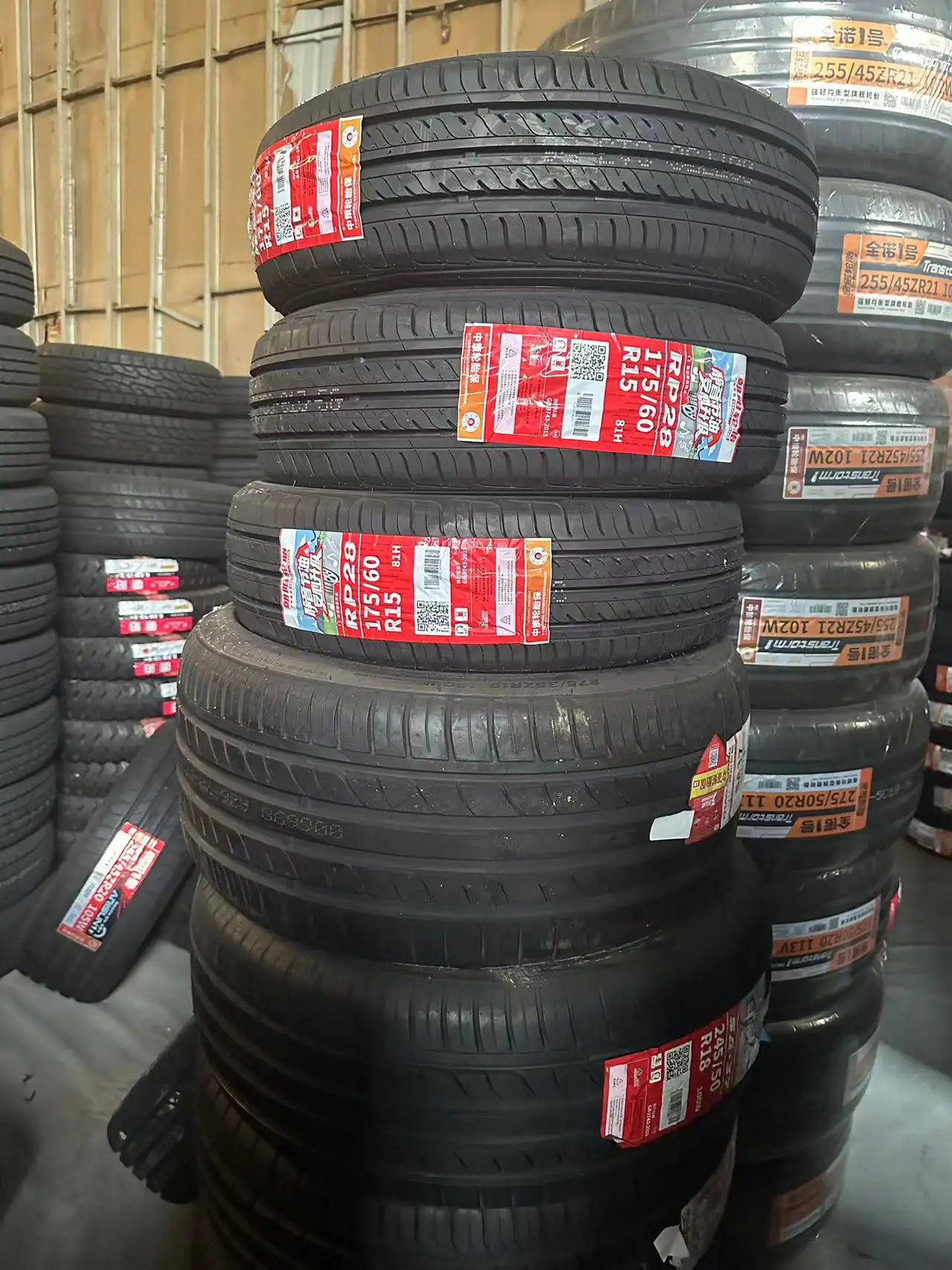 Original Bujias 155/65R13 165/70R13 195/65r15215/60r16 Firemax Radial Tyres New Passenger Car Tires PCR Manufacturer Wheel Tyre