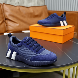 Zapatillas Deportivas para Hombre, Suaves y Flexibles para Usar Todo el Día, Diseño Minimalista de Lujo, Construcción de Cuero de Gamuza Premium, Amortiguación y Retención de Forma - Product Image 1
