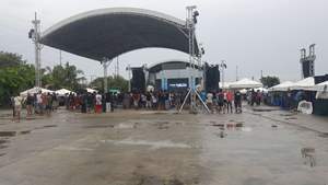 Sistema de armazón de techo de aleación de aluminio, armazón de techo de aluminio con pernos de escenario, armazón de iluminación para conciertos, escenario móvil para conciertos - Product Image 3