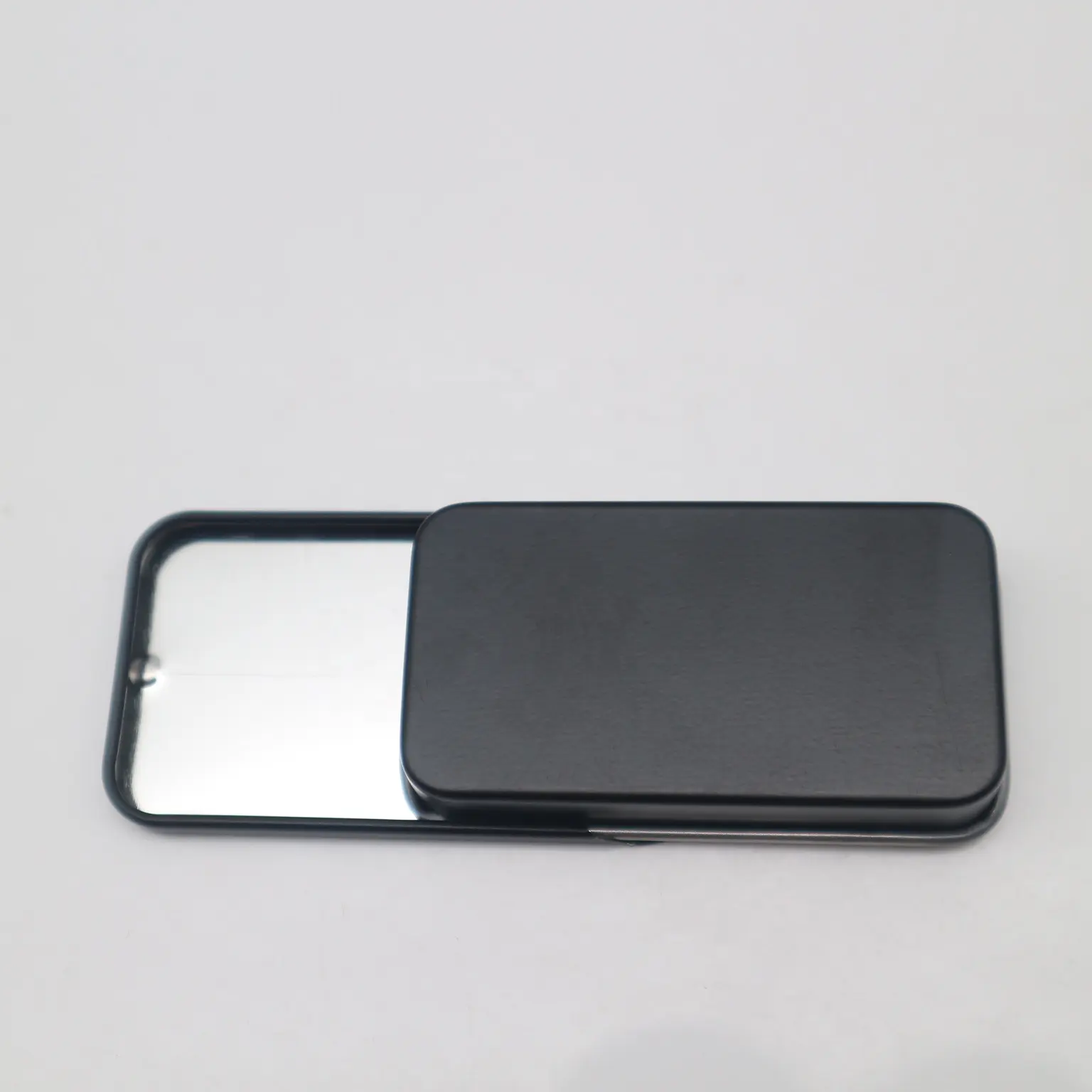 カスタムデザインゴールドミニカラフルプラスチックエンボスミントリッドカード包装長方形金属ケースコンテナスライディングティンボックス