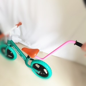 Barre d'assistance pour vélo enfant rose en acier carbone, poignée de poussée pour vélo d'équilibre enfant de 2 à 4 ans, accessoire pour vélo enfant - Product Image 3