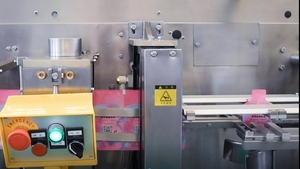 Machine d'emballage de jus de <span class=keywords><strong>Capri</strong></span> <span class=keywords><strong>Sun</strong></span> certifiée CE Machine d'emballage de sac debout de film de rouleau de DS-140S et de poche de Doypack - Product Image 4