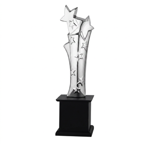 Trofeo temático de estrella chapado en oro con grabado Modelo 749 A B C para deportes y trofeo estrella de metal. - Product Image 1