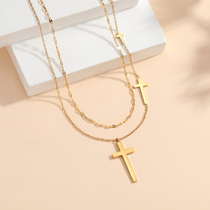 Collar de Cadena Cruzada de Acero Inoxidable Chapado en Oro, el Más Vendido en Joyería para Mujer 2026 - Product Image 2