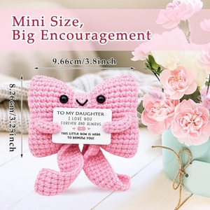 Cadeaux de maman et de papa pour fille, cadeau d'anniversaire pour filles, joli cadeau en crochet rose fait main « <span class=keywords><strong>Je</strong></span> t'aime » pour filles - Product Image 3