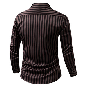 Camicia da <span class=keywords><strong>Uomo</strong></span> Monopetto a Righe Gialle Marroni e Nere con Colletto Reversibile e Maniche Lunghe in Materiale Morbido e Confortevole - Product Image 4