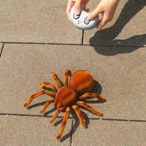 Jouets infrarouges sans fil pour animaux Rc Télécommande Araignée Plastique Grand insecte de marche Ir Animal Funny Rc Spider - Product Image 3