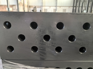 Banc de travail de soudage <span class=keywords><strong>perforé</strong></span> 3D fabriqué en usine avec système mobile pour dimensions personnalisées - Product Image 5