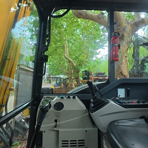 Mini-pelleuse sur chenilles d'occasion SK55SRX de 5,5 tonnes, de haute qualité et durable, best-seller, idéale pour les exploitations agricoles et les particuliers - Product Image 5