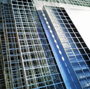 Grille de sol en acier galvanisé à haute capacité de charge, surface dentelée antidérapante, résistante à la corrosion, avec confirmation par dessin gratuit - Product Image 5