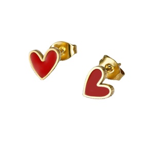 Pendientes de acero inoxidable de plástico rojo amor creativo temperamento de moda europea y americana 2025 - Product Image 1