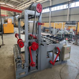 ヒンジジョイントフェンスメッシュ製造機工場 自動亜鉛メッキ牧草地フェンス織機 - Product Image 3