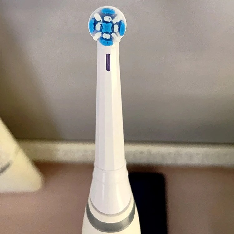 Насадки для электрической зубной щетки Oral-B iO 3/4/5/6/7/8/9/10