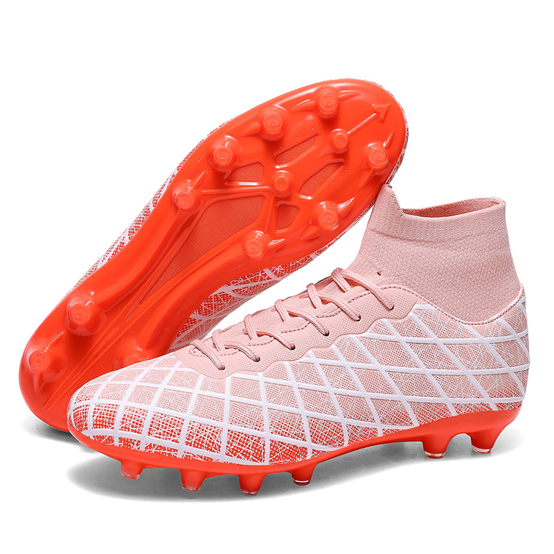 เล็บยาวสีชมพู