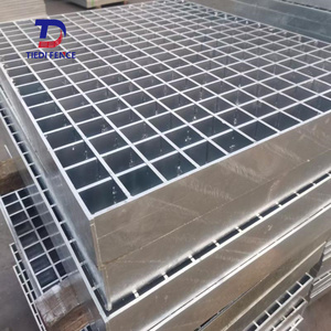 Panneaux de grilles soudées, grille en acier galvanisé à chaud de haute résistance avec mailles de <span class=keywords><strong>30x30</strong></span> pour plateformes industrielles - Product Image 4