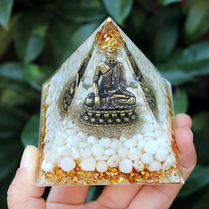 Crystal Chip Pyramid Resin Buddha <b>Statue</b> Home Decoration Artistic Desktop Ornament Lotus Buddha Shape - Product Image 4