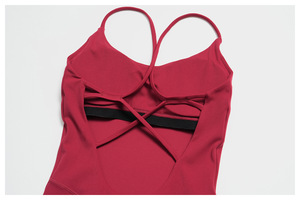 Traje de <span class=keywords><strong>yoga</strong></span> de una pieza para mujer, sin espalda, con tiras cruzadas, efecto levanta glúteos, de alta elasticidad, para deporte, venta al por mayor - Product Image 2