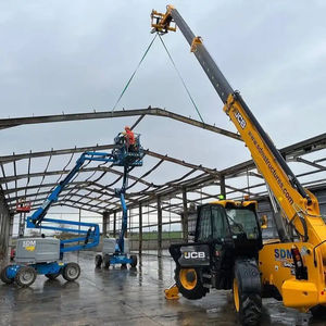 2025 Estructura de acero Edificio de oficinas Taller estructura de acero restablecer la acería en Dengie Feeds preparación para trabajos de revestimiento - Product Image 1