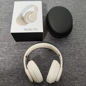 Casque sans fil BT ENC Pro Studio4 by Solo4 de haute qualité à faible MOQ, écouteurs sport Kardashian X - Product Image 1