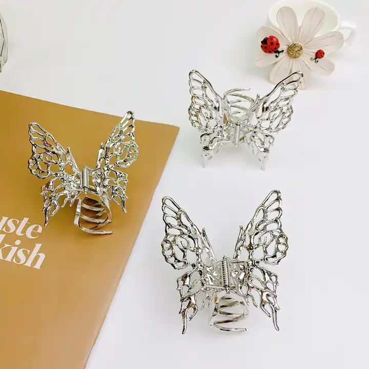 Crystal Butterfly Hair Clutcher at Rs 25/piece | Hair Clutch in New Delhi |  ID: 2850390141873