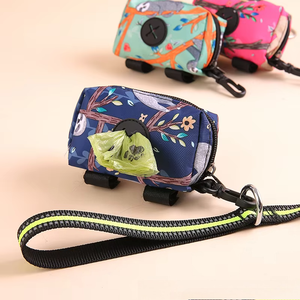 Bolsas para Desechos de Mascotas con Logotipo Personalizable, con Cierre para Almacenamiento y Monedero, Dispensador de Bolsas para Excrementos de Perro - Product Image 2