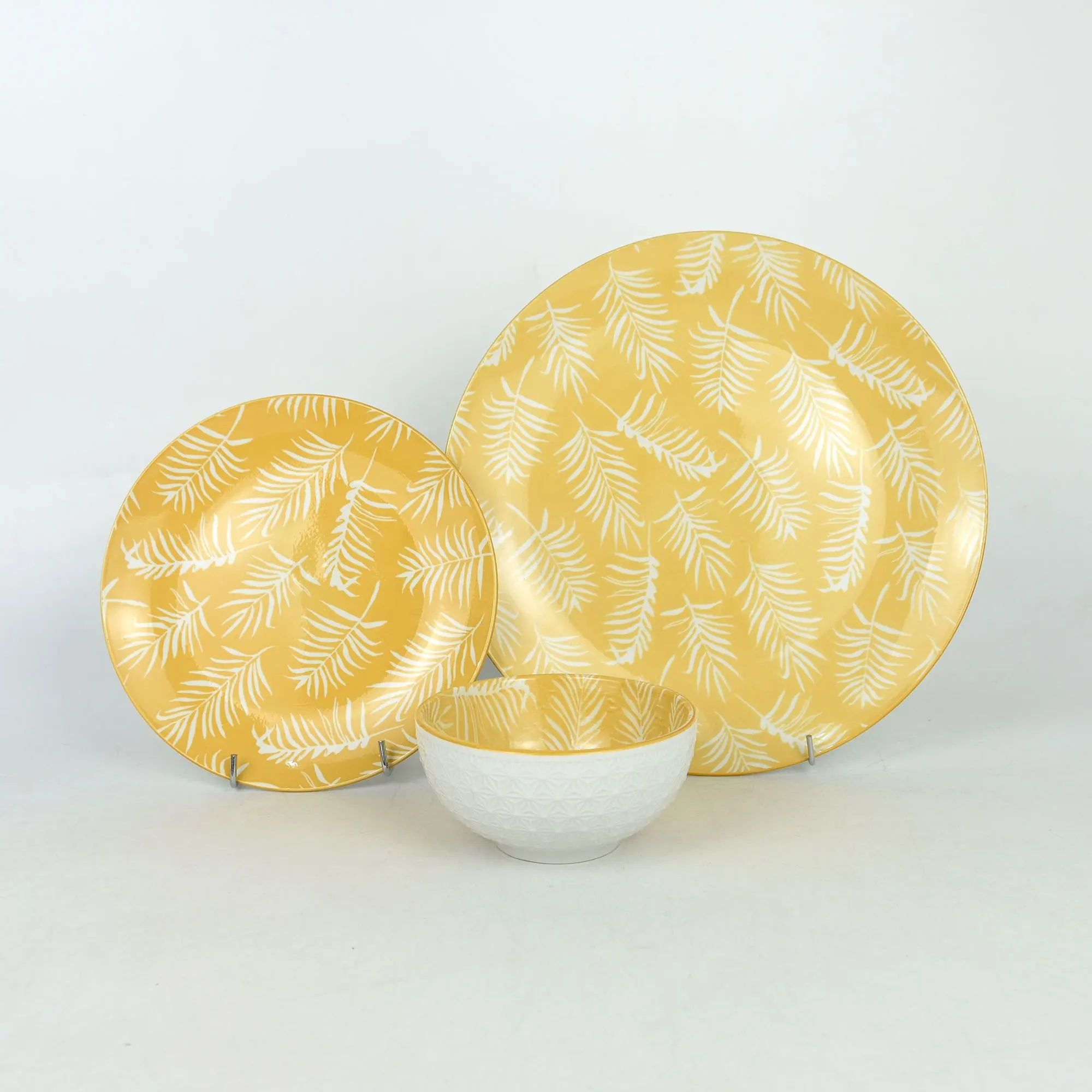 12 buah set alat makan motif bantalan porselen set piring bulat motif daun putih kuning dan mangkuk peralatan makan keramik
