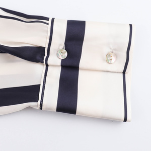 Chemise à manches longues à col rabattu, à rayures, à boutons, décontractée et tendance pour femmes, disponible en 4 coloris - Product Image 5