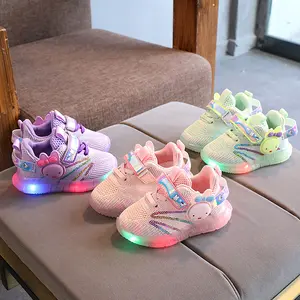 Örgü LED nefes çocuklar Led ayakkabı erkek kız Light Up sevimli spor çocuk Sneakers