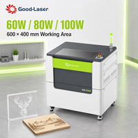 Machine de gravure et de découpe au laser CO2 60W 80W 100W pour l'acrylique, le bois, les artisanats, les enseignes, les cadeaux avec système de découpe de haute précision