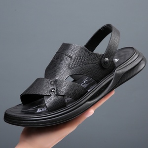 Pantoufles pour hommes à semelle souple en gros, sandales en cuir double usage, pantoufles haut de gamme pour hommes intérieur/extérieur, usine de chaussures chinoise - Product Image 1