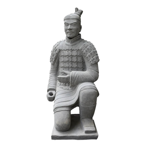 Statue antique chinoise grandeur nature en pierre naturelle, granit, marbre, ou terracotta, représentant un guerrier archer agenouillé - Product Image 6